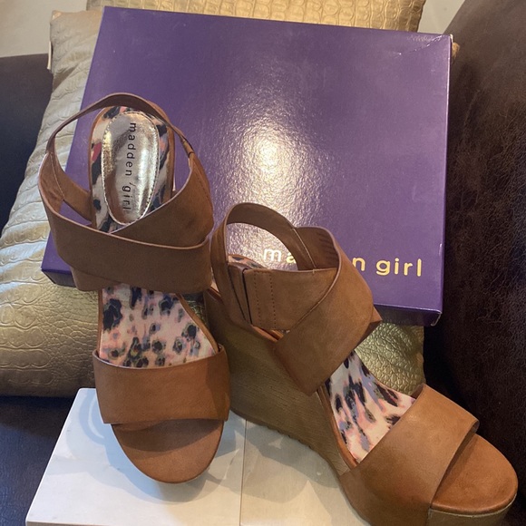 Madden Girl Shoes - NWT Madden Girl Wedge Sandals